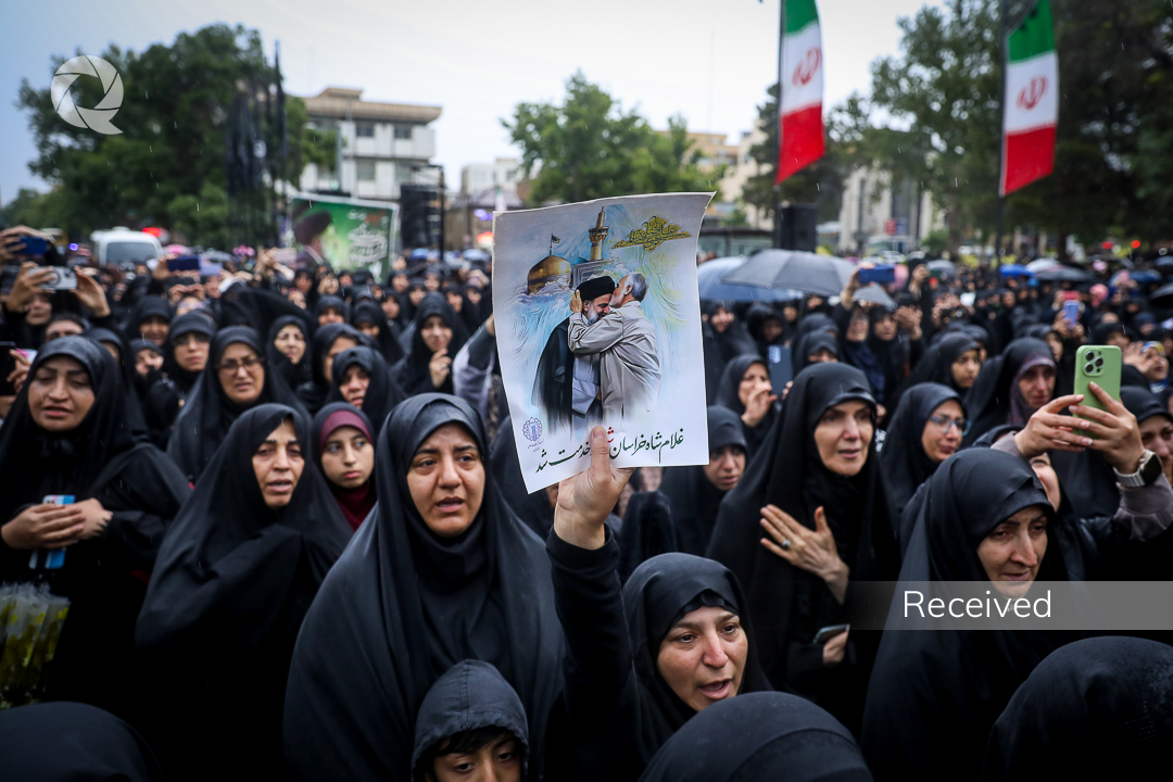 تصویر اسلایدر تجمع مردم قزوین در سوگ شهدای خدمت